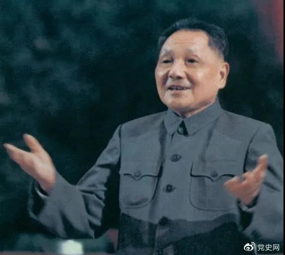 在1978年2月24日至3月8日召開的全國(guó)政協(xié)五屆一次會(huì)議上，鄧小平當(dāng)選為全國(guó)政協(xié)主席。