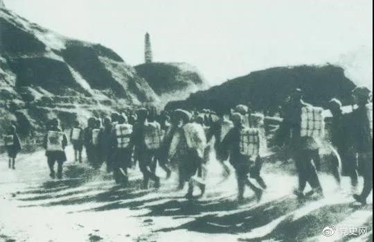 1947年3月19日，西北野戰(zhàn)軍撤離延安，進(jìn)行戰(zhàn)略轉(zhuǎn)移。